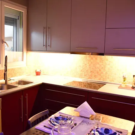 4a House Escape Apartment *